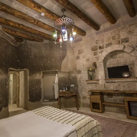 Hera Cave Готель 4*