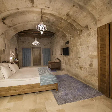 Hera Cave Готель 4*
