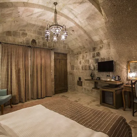 Hera Cave Готель 4*