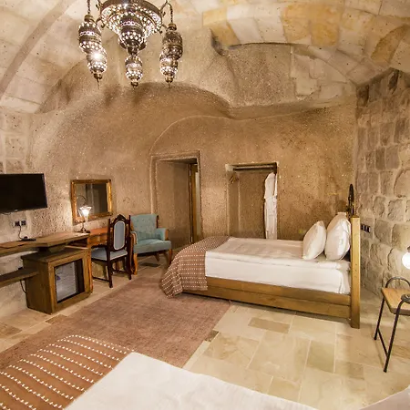 Hera Cave Готель 4*