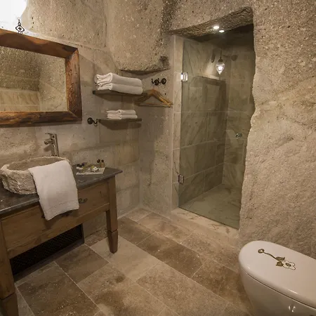 Готель Hera Cave 4*