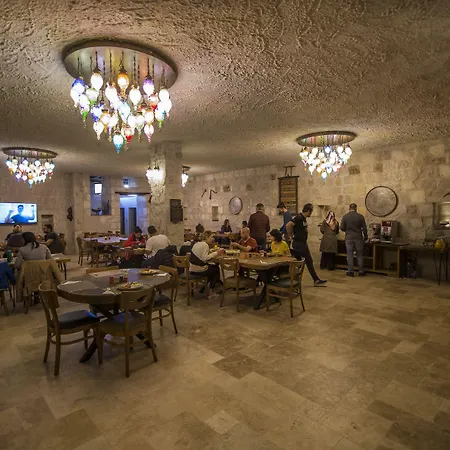 Готель Hera Cave 4*
