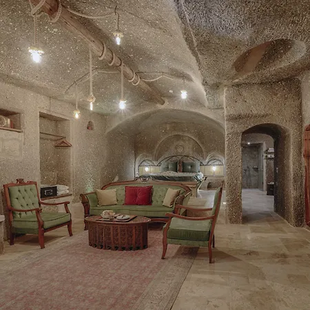 Hera Cave Готель 4*