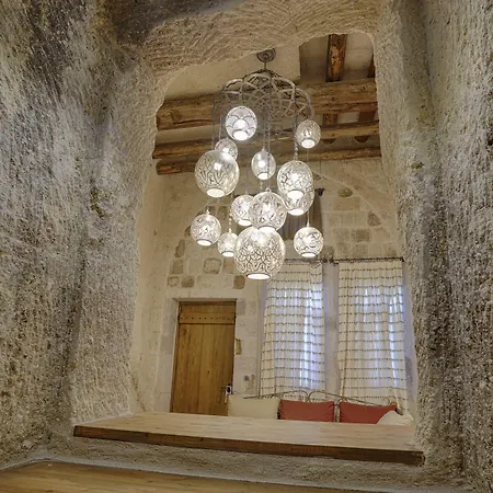 Hera Cave