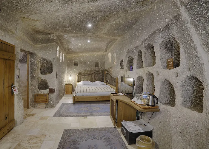 Hera Cave Hotel