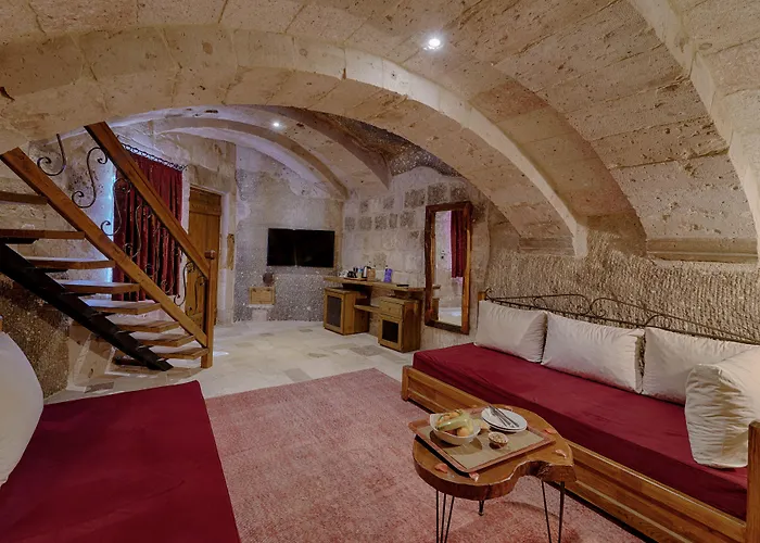 Hotel Hera Cave 4*